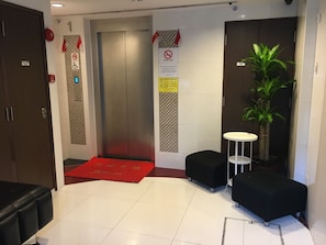 Sala de estar en el lobby