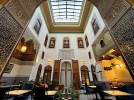 Se sirven desayunos y cenas, cocina marroquí