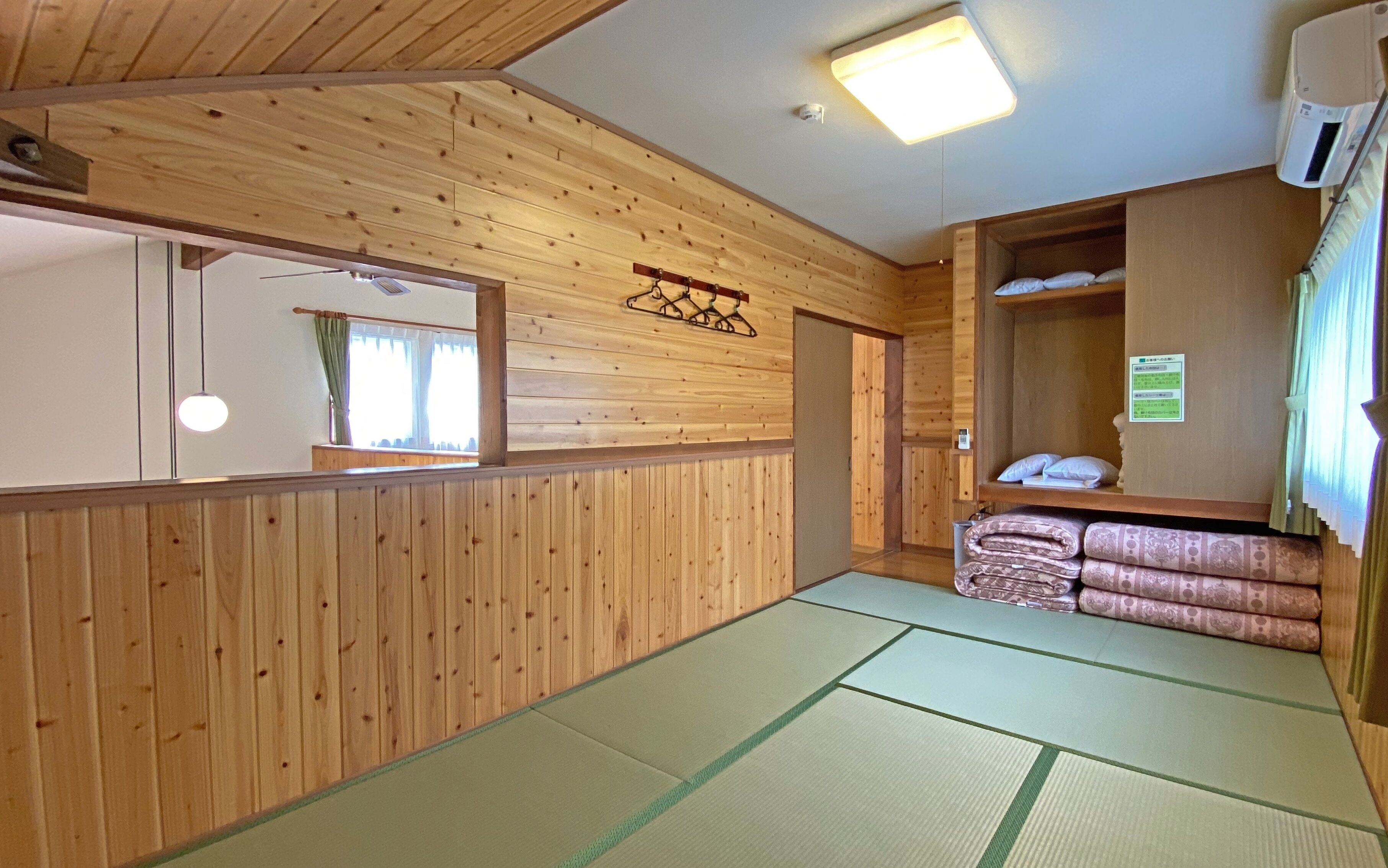 Superior Cottage | 2 bedrooms, down comforters, soundproofing, iron/ironing board