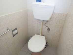 Chambre Triple | Salle de bain