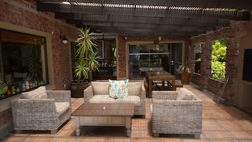 Romantische suite, 1 slaapkamer (Africa Room) | Terras