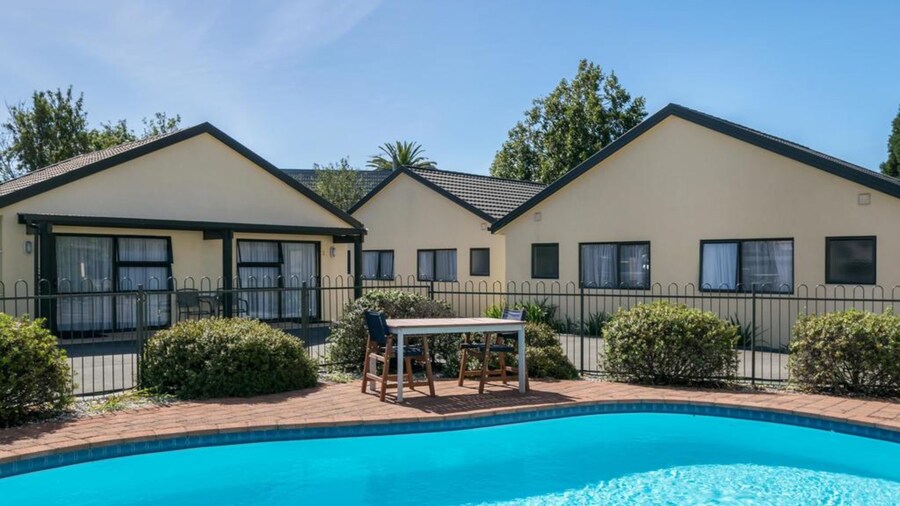 Ashleigh Court Motel