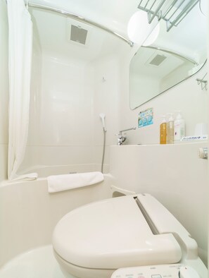 Combined shower/bathtub, deep-soaking bathtub, free toiletries - SUPER HOTEL Kushiro Kurogane (Kushiro)