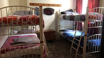 Free WiFi, bed sheets