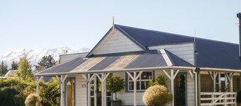 Tongariro Crossing Lodge