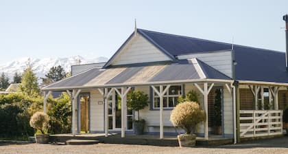 Tongariro Crossing Lodge