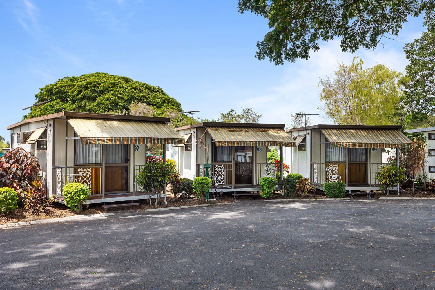 Foto - First City Caravilla