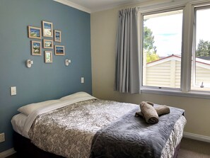 Iron/ironing board, free WiFi, bed sheets - Tailor Made Tekapo - Hostel (Lake Tekapo)
