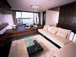 Living room - Hotel Ryugu (Kamiamakusa)