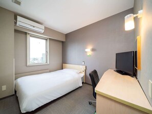Desk, blackout curtains, soundproofing, iron/ironing board - Super Hotel Fuji Inter (Fuji)