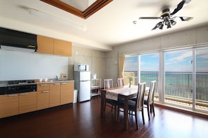 2 habitaciones, ropa de cama de alta calidad y cubrecamas 