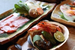 Food and drink - Seiryuan (Asakura)