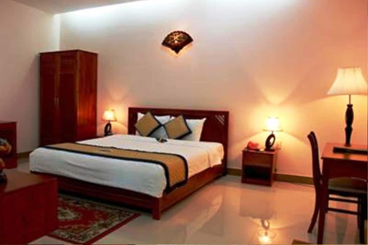Deluxe Room | Minibar, free WiFi