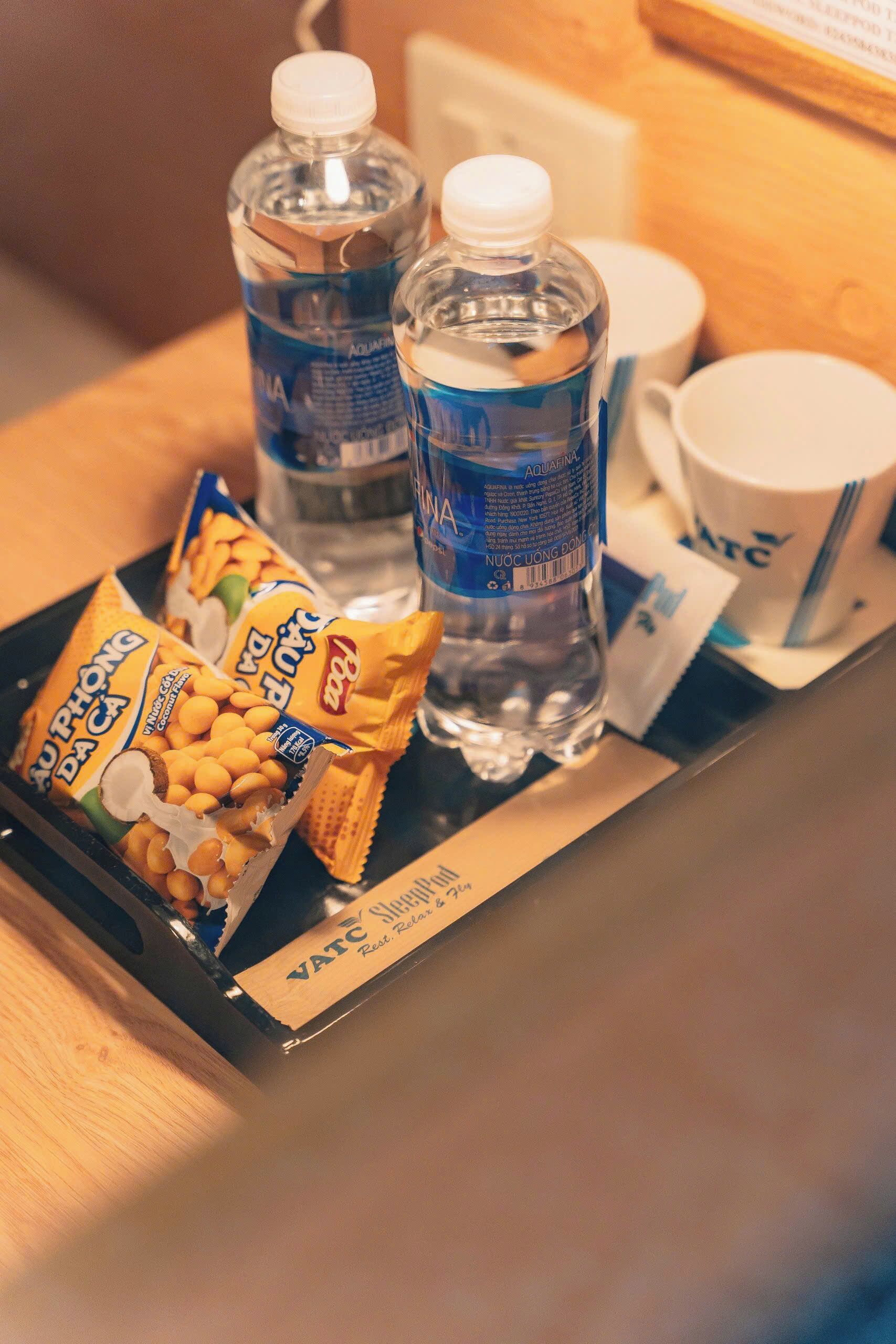 Eenvoudige Twin kamer | Een bureau, gratis wifi, beddengoed