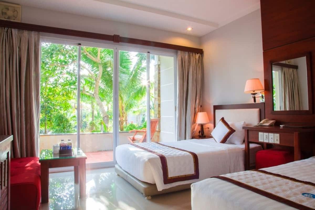 Superior Twin Room, Garden View