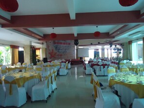 Food-Court