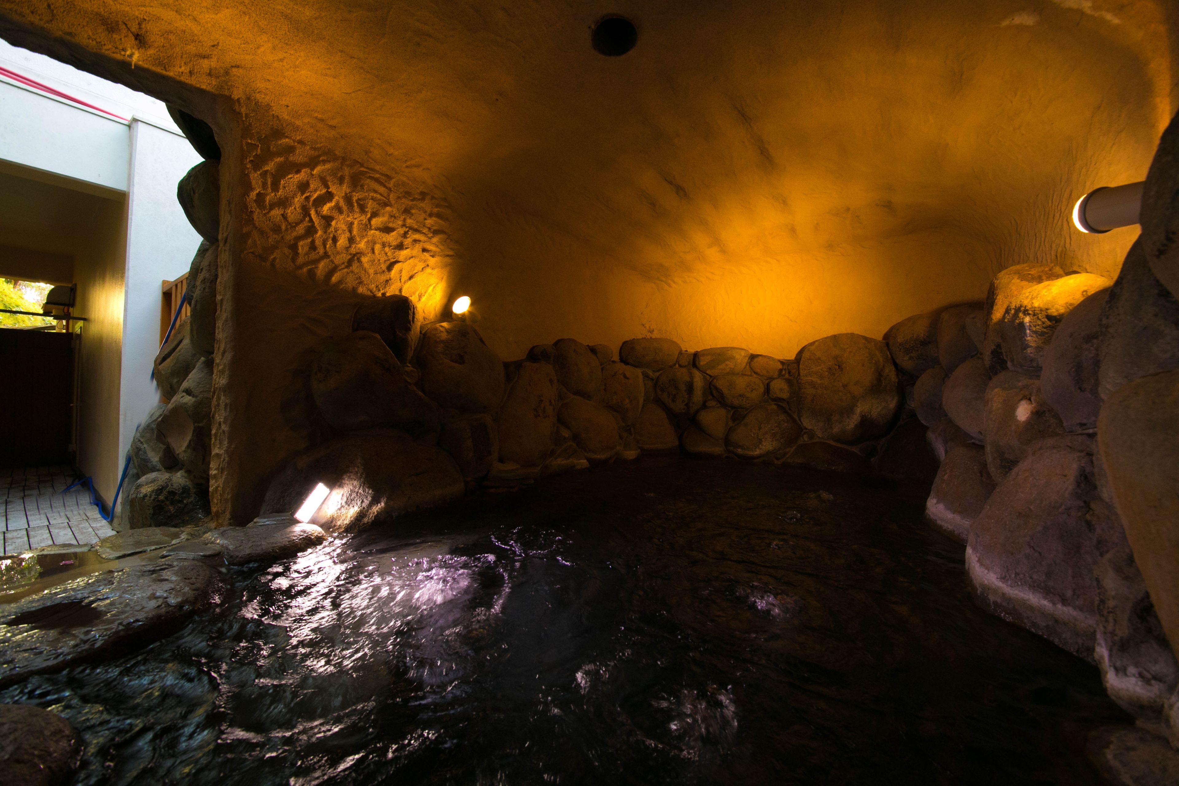Sauna, höyrysauna, raskausajan hierontaa, hierontapalveluita