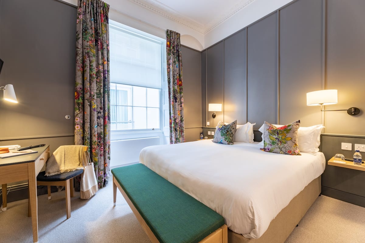 Double Room, Courtyard View | Egyptian cotton sheets, premium bedding, pillowtop beds, in-room safe