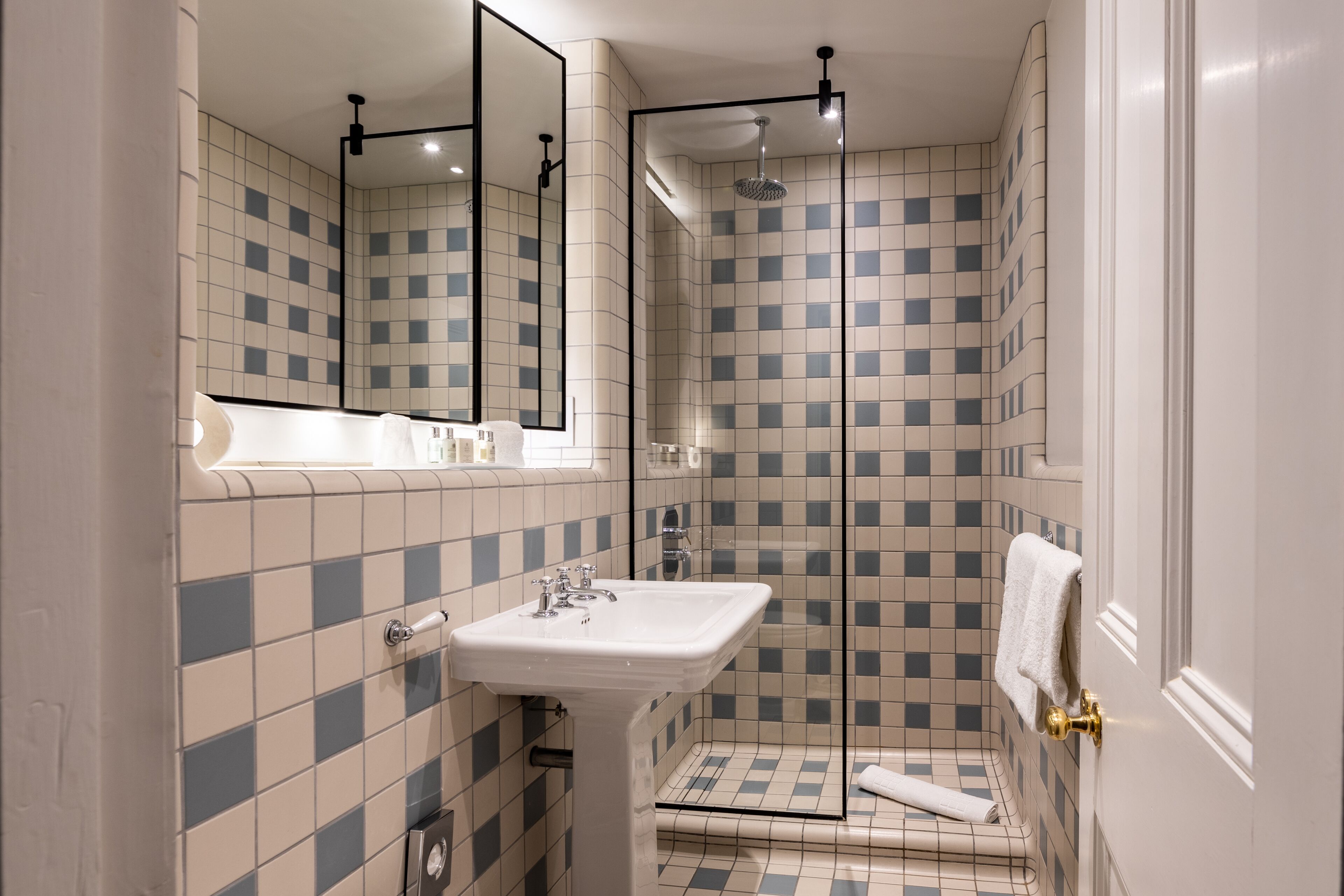 Foto - The Goodenough Hotel London