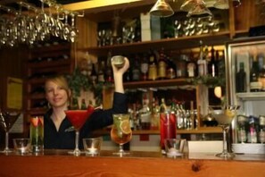 Bar (on property) - Altitude - The Lodge Smiggins (Smiggin Holes)