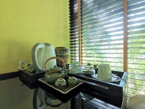 กาแฟและ/หรือเครื่องทำกาแฟ