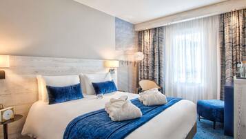 Privilege, Room, 1 Double Bed | Pillowtop beds, free minibar, in-room safe, desk