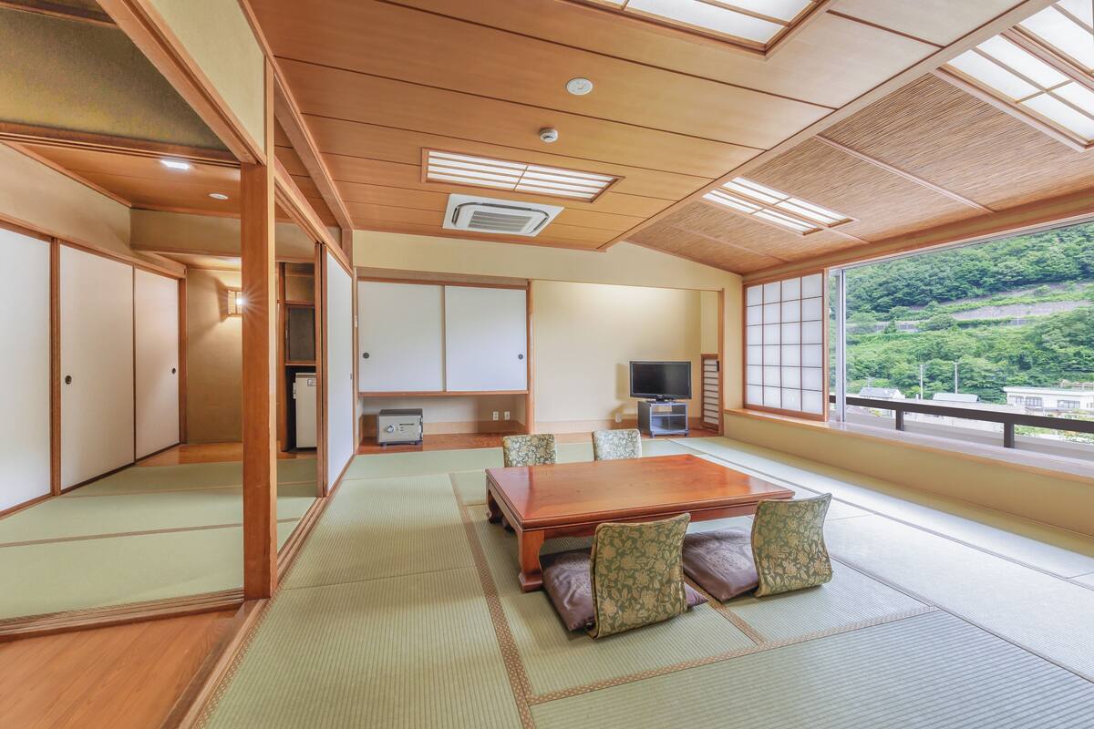 Kamar Tradisional, Bebas Asap Rokok (Japanese Style, D) | Brankas, meja kerja, dan Wi-Fi gratis