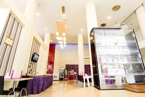 Dining - Hotel Royal Jember (Jember)