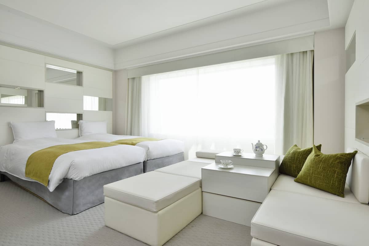 Desk, blackout curtains, free WiFi, bed sheets