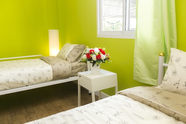 スタンダード ツインルーム | WiFi (無料)、ベッドシーツ