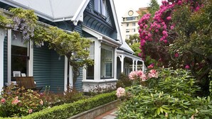 Unclassified image, 3 of 45, button - Orari Bed and Breakfast (Christchurch)