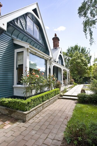 Orari Bed and Breakfast