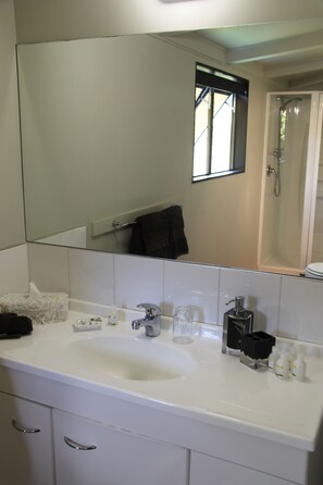 Premium Cottage, 1 King Bed, Sea View (The Chartré Cottage) | Bathroom | Shower, free toiletries, hair dryer, bathrobes