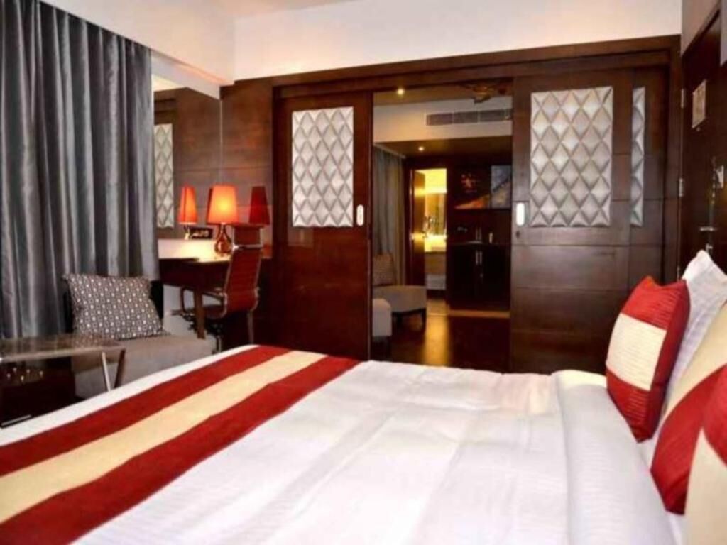 Ropa de cama de alta calidad, colchones con acolchado adicional, minibar