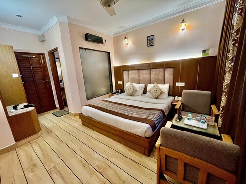 Hotel Asian Plaza Dharamshala