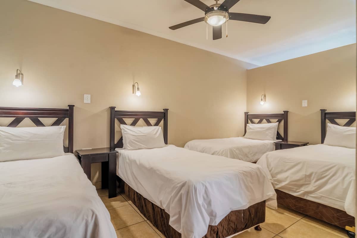 Apartamento (Badsberg 6 Sleeper) | 2 dormitorios y ropa de cama