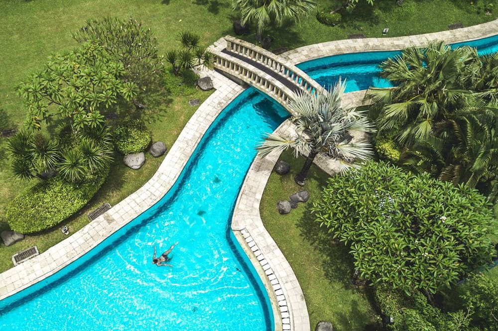 The Cakra Hotel