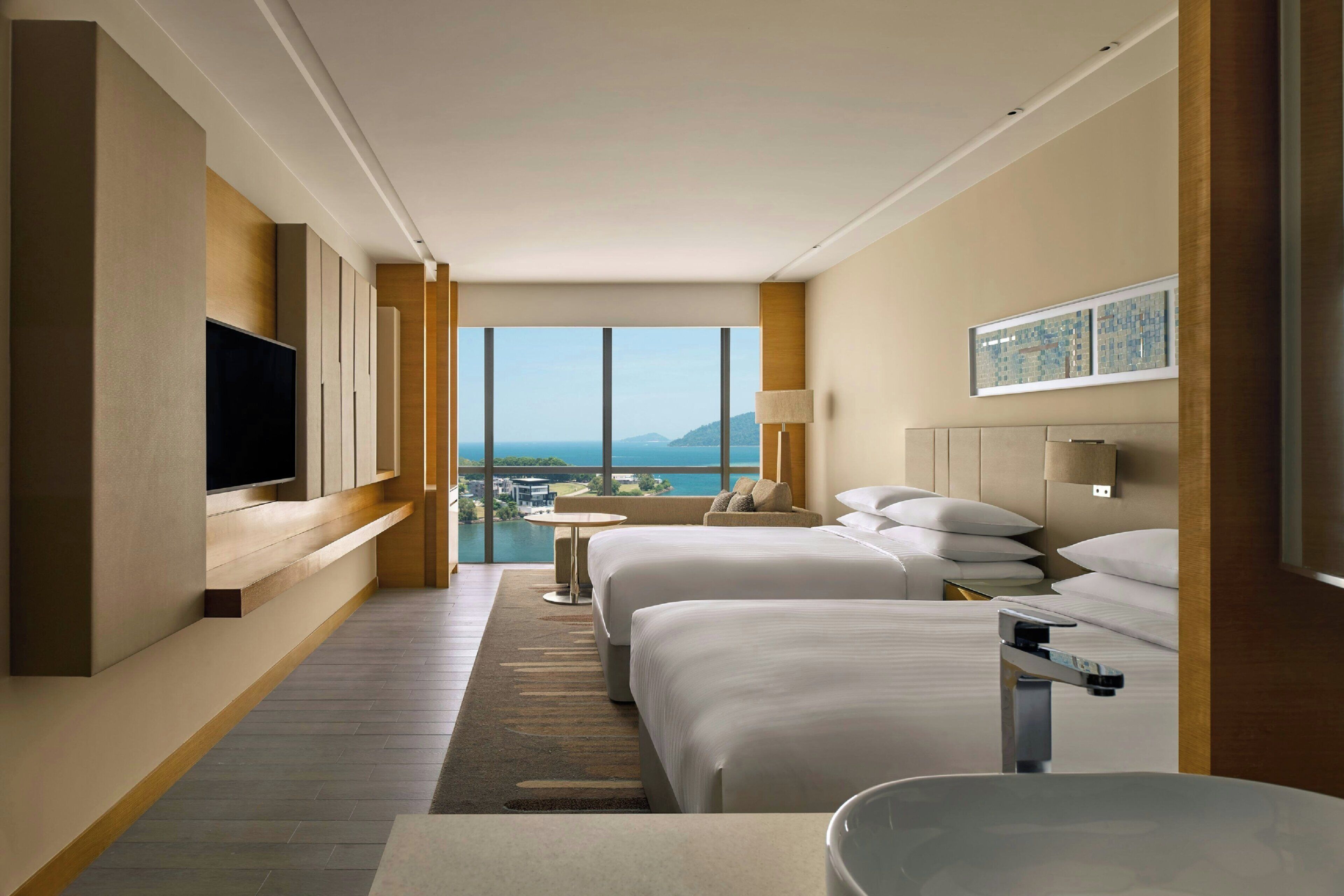 Rom, 2 dobbeltsenger, sjøutsikt | Sengetøy av topp kvalitet, minibar, safe på rommet og skrivebord