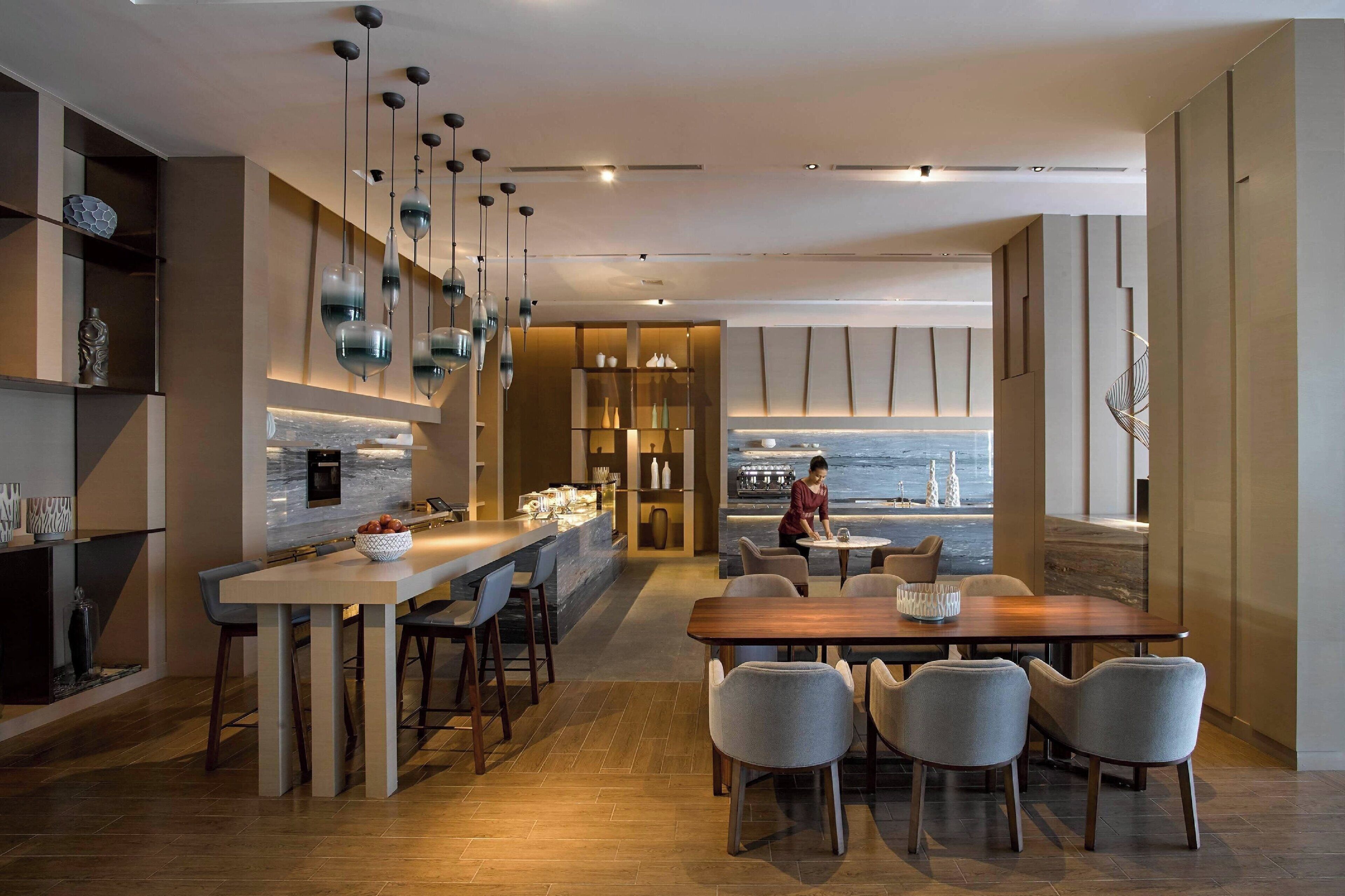 rooftop bar, ocean views, open daily