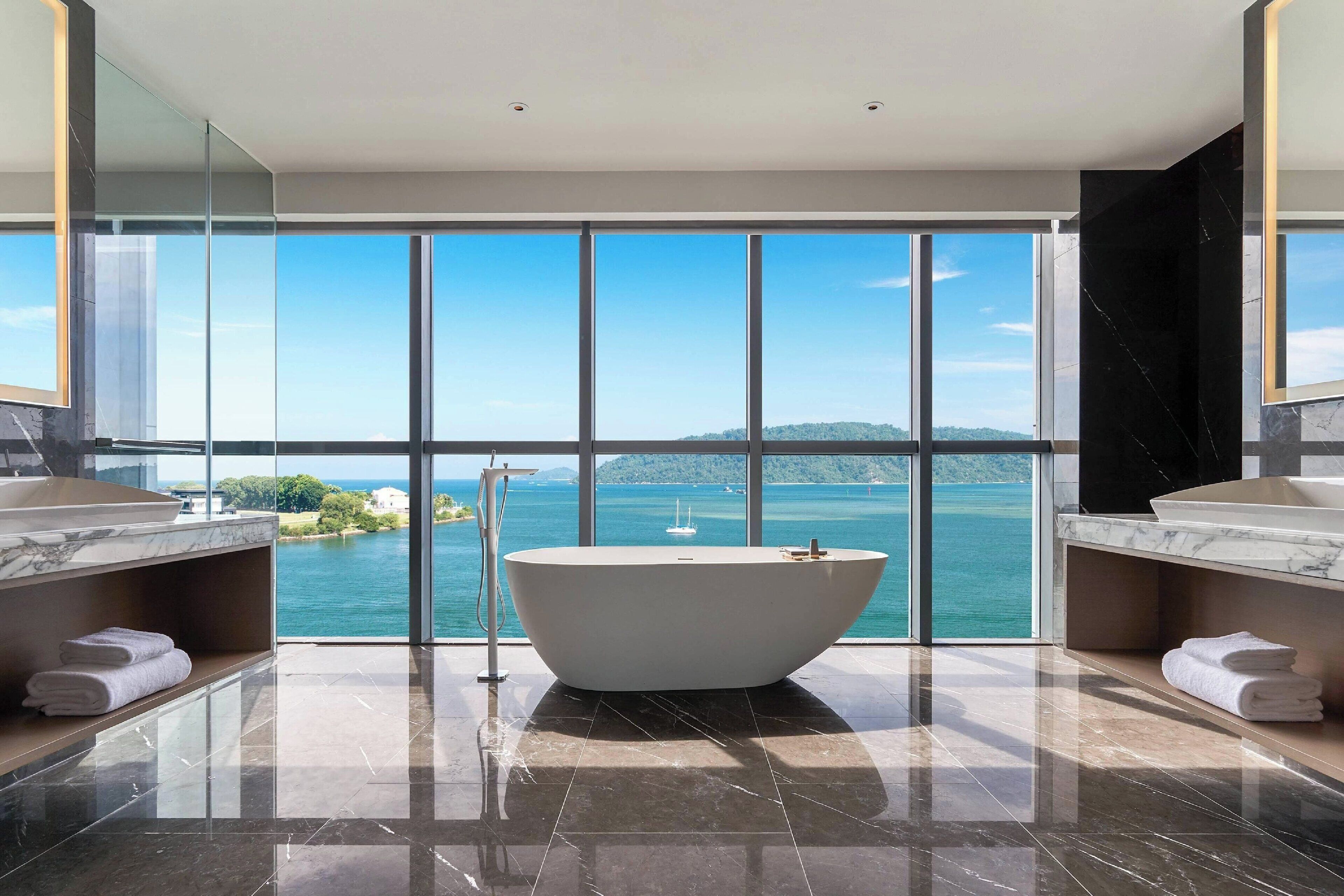 shower, rainfall showerhead, free toiletries, hair dryer