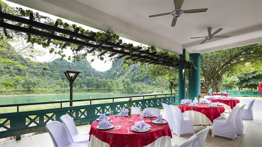 Sai Gon Phong Nha Hotel