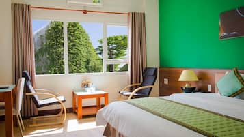 Suite | Minibar, in-room safe, desk, soundproofing