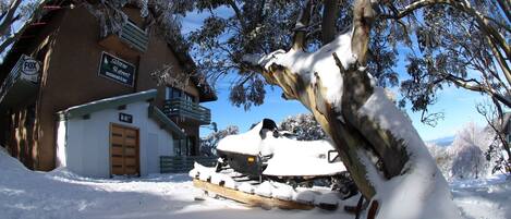 Entrée de l’hébergement