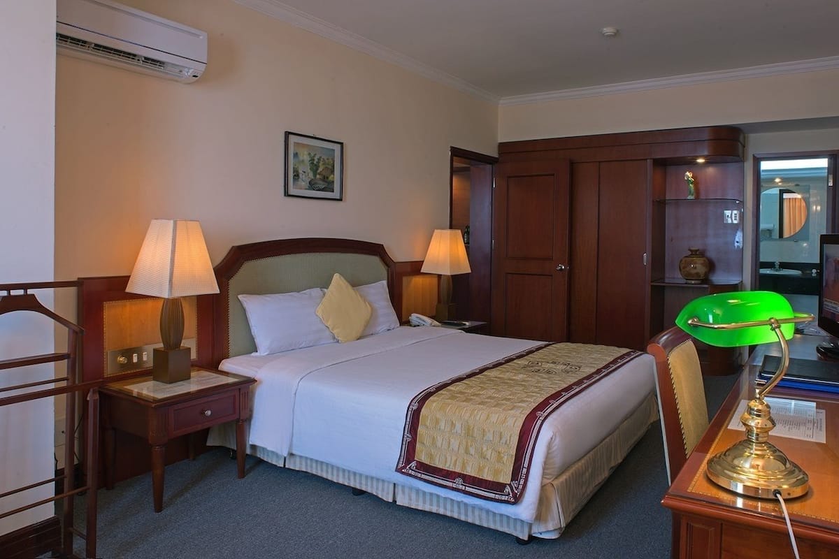 Minibar, in-room safe, desk, blackout curtains
