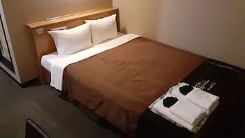 Economy Double Room | Down comforters, desk, laptop workspace, free WiFi