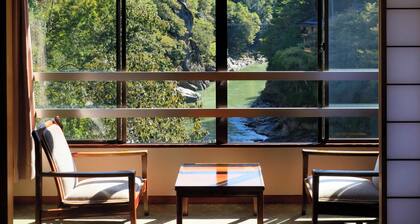 Ryokan Meisho Tenryukyo Onsen Ryukyotei