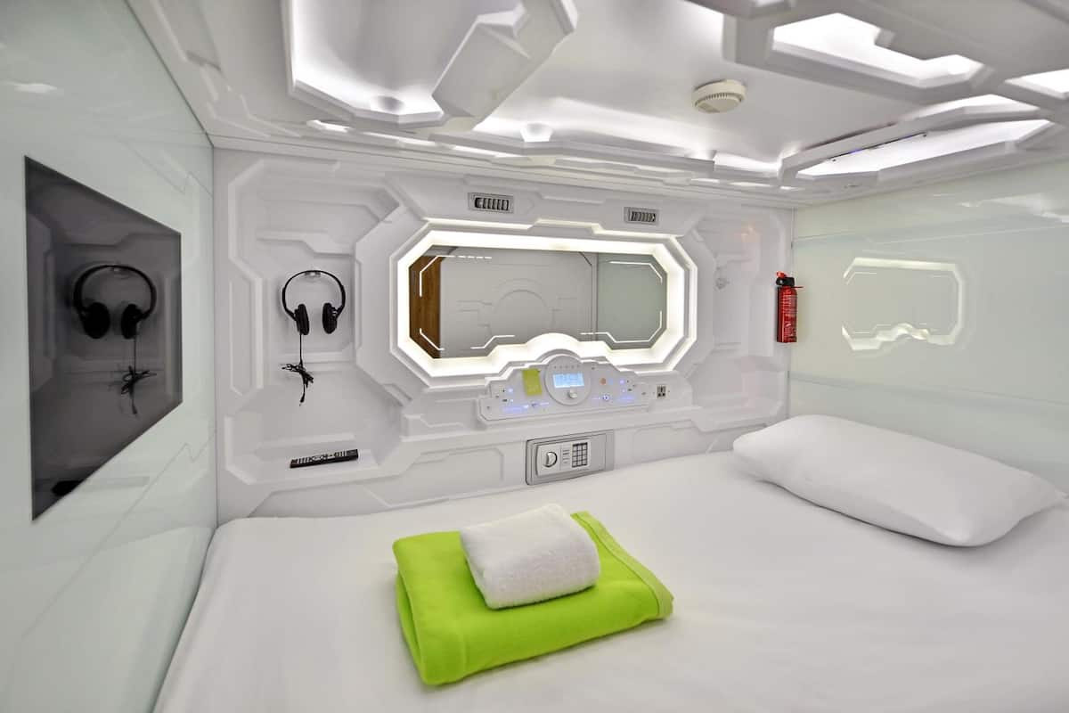 Economy Room
