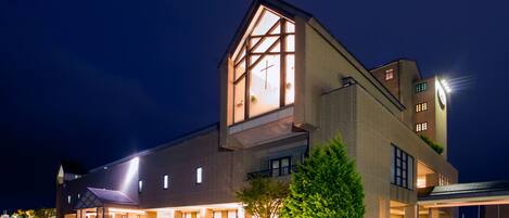 Front of property – evening/night