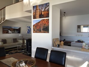 Hallway - Beach Front The Wedge - Adults Only (Halls Head)