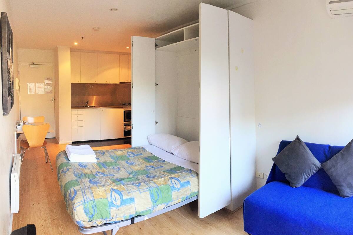 Studio Apartment